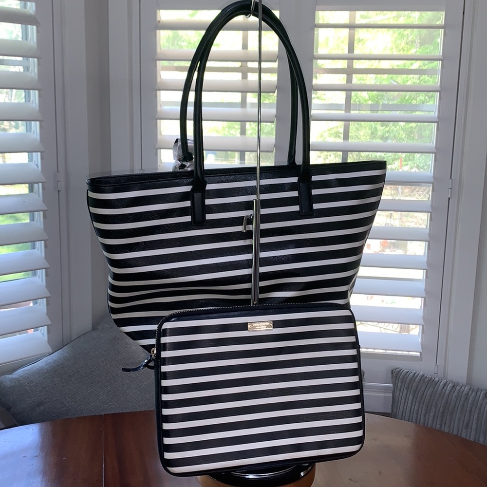 Like New Kate Spade Tote and pad bag to match!